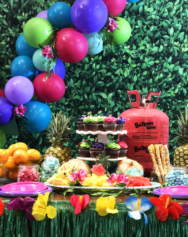 Image of 9.5" Helium Balloon Tank Kit with 30 Balloons