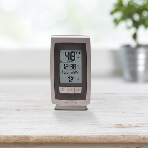 Image of Wireless Weather Station with Intelli-Time Clock