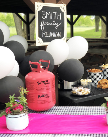 Image of 9.5" Helium Balloon Tank Kit with 30 Balloons